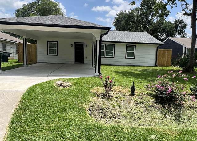 Property at 7613 Lady St, Houston, TX 77021, 4 beds, 2 baths