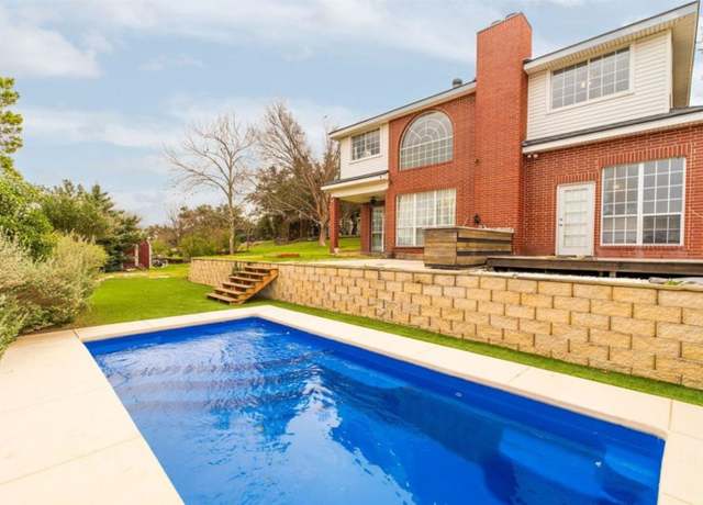 Property at 105 Breeze Rdg, San Antonio, TX 78260, 5 beds, 3.5 baths