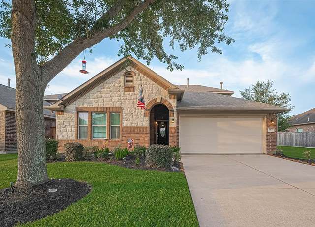 Property at 6823 Blue Glade Dr, Richmond, TX 77406, 3 beds, 2.5 baths