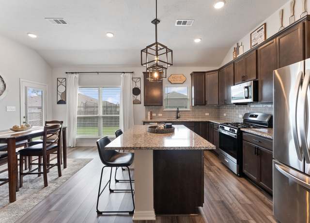 Property at 11935 Sunshine Park Dr N, Willis, TX 77318, 3 beds, 2 baths