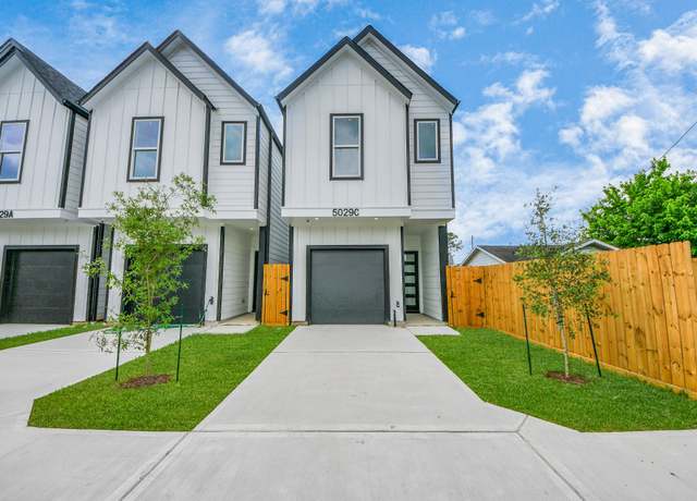 Property at 5029 Broom St Unit C, Houston, TX 77091, 3 beds, 2.5 baths