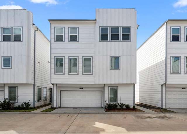 Property at 1739 Cove Crescent Ct, Houston, TX 77055, 3 beds, 2.5 baths