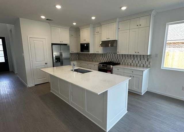 Property at 18608 Poggibonsi Ln, New Caney, TX 77357, 4 beds, 3 baths