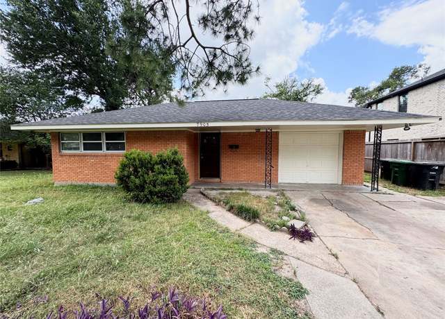 Property at 7905 Turquoise Ln, Houston, TX 77055, 3 beds, 2 baths