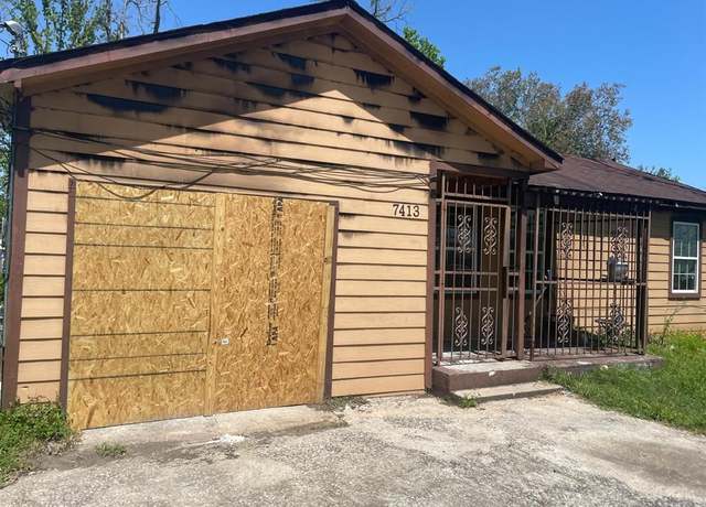 Property at 7413 W Knoll St, Houston, TX 77028, 3 beds, 2 baths