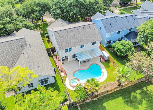 Property at 1134 Lexington Green Dr, Missouri City, TX 77459, 4 beds, 3 baths
