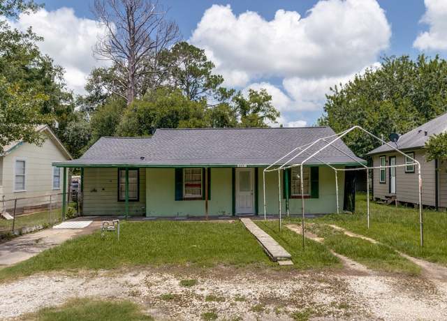 Property at 809 S Morgan St, Angleton, TX 77515, 2 beds, 1 bath