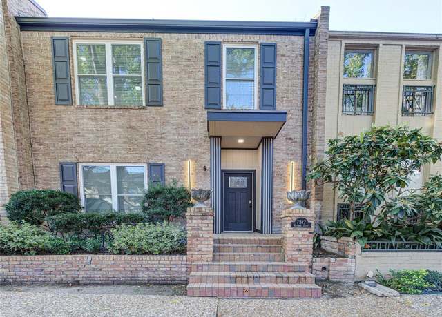 Property at 7517 Olympia Dr, Houston, TX 77063, 3 beds, 3.5 baths