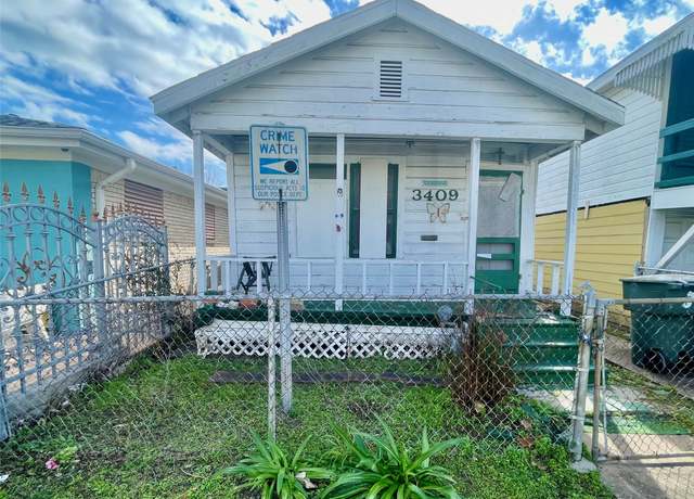 Property at 3409 Sealy St, Galveston, TX 77550, 3 beds, 1 bath