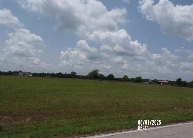 Property at 3333 Blue Grass Dr, Richmond, TX 77406