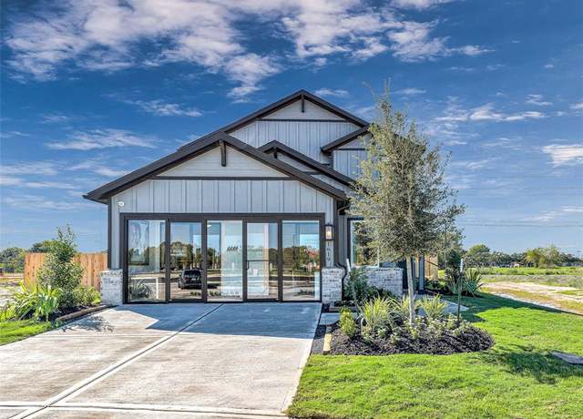 Property at 18015 Blue Prairie Trl, Hockley, TX 77447, 4 beds, 2.5 baths