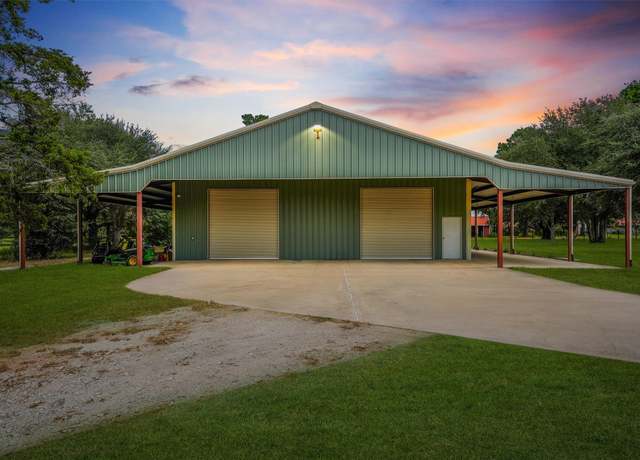Property at 32956 Londonderry Dr, Waller, TX 77484, 2 beds, 1 bath