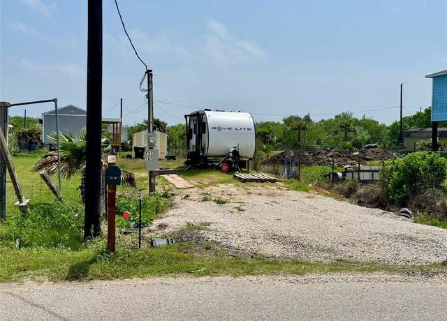 Property at 731 18th St, San Leon, TX 77539