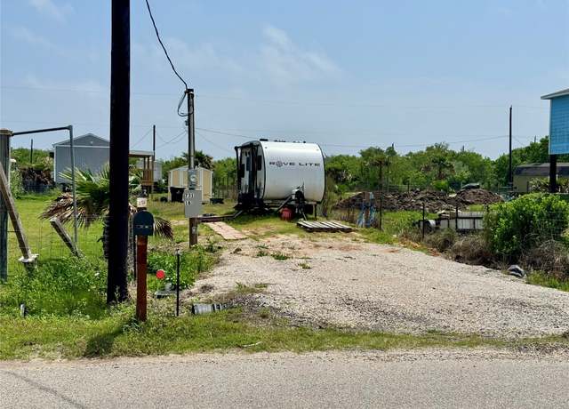 Property at 731 18th St, San Leon, TX 77539