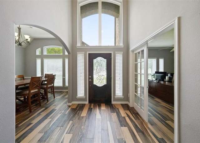 Property at 32926 Leafy Oak Ct, Magnolia, TX 77354, 4 beds, 3.5 baths