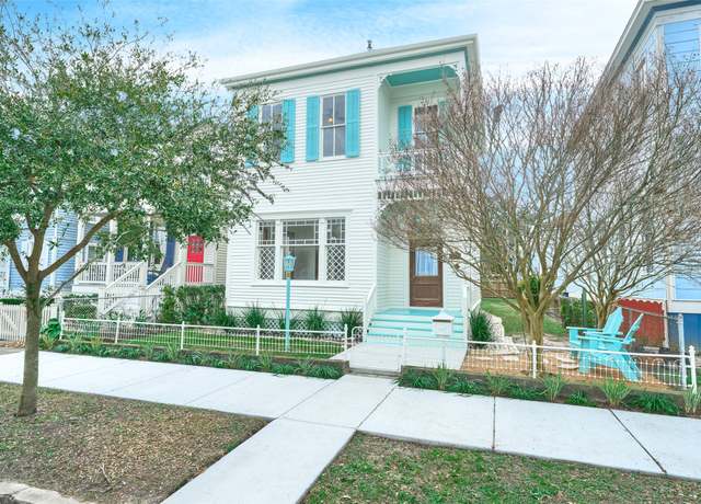 Property at 1323 Ball, Galveston, TX 77550, 3 beds, 2.5 baths