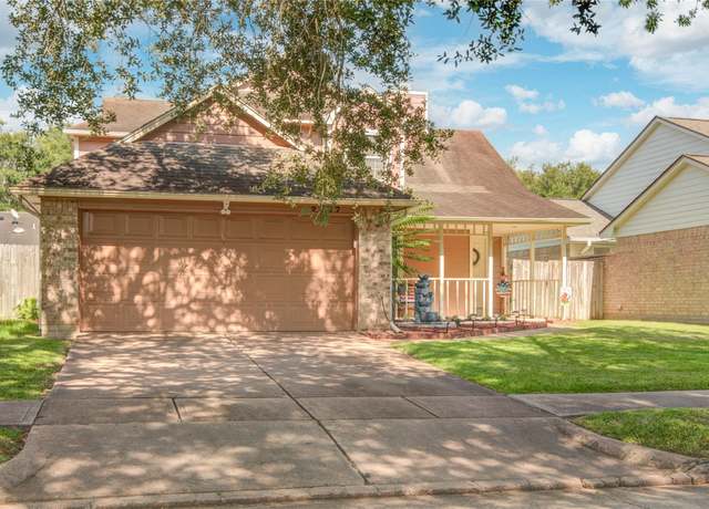 Property at 2027 Creek Valley Ln, Sugar Land, TX 77478, 3 beds, 2.5 baths