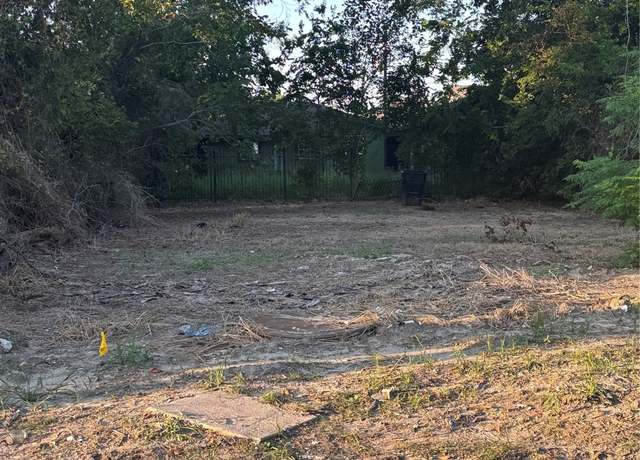 Property at 3348 Sanders St, Houston, TX 77004