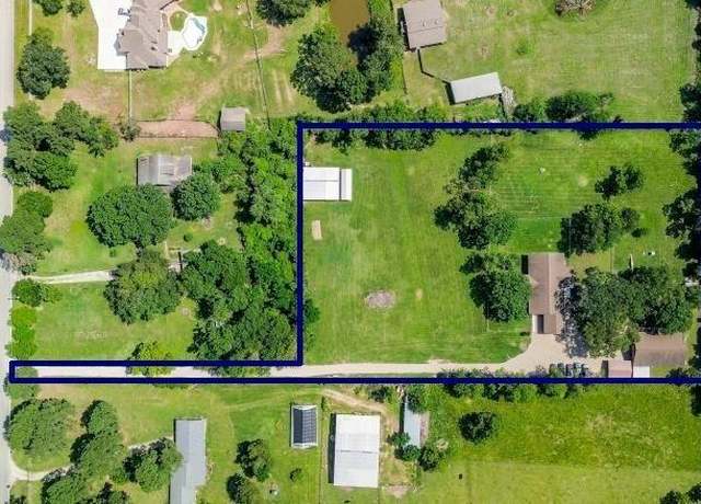 Property at 22035 Buescher Rd, Tomball, TX 77377, 5 beds, 3.5 baths