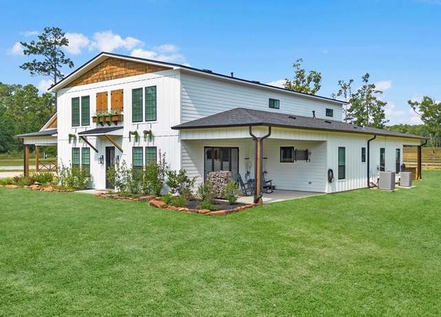 Property at 192 B Fm 1097, New Waverly, TX 77358, 6 beds, 4 baths
