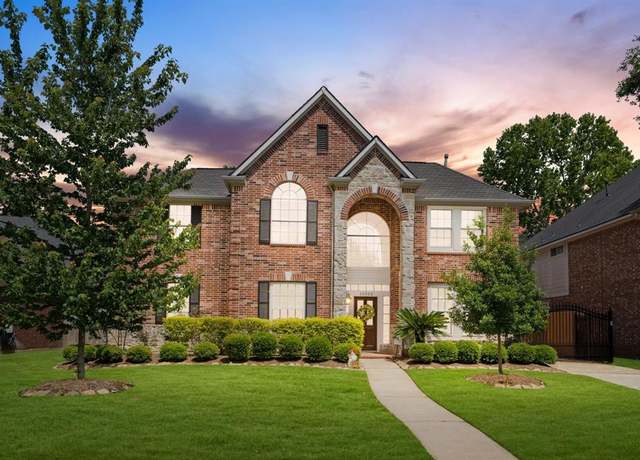 Property at 13502 Mount Airy Dr, Cypress, TX 77429, 4 beds, 3.5 baths