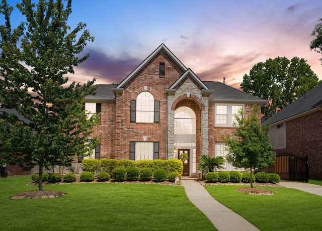 Property at 13502 Mount Airy Dr, Cypress, TX 77429, 4 beds, 3.5 baths