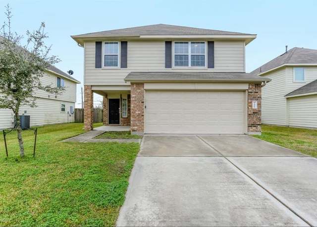 Property at 11418 El Diamante Dr, Houston, TX 77048, 3 beds, 2.5 baths