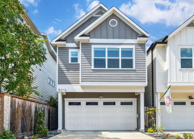 Property at 221 W 26th St Unit B, Houston, TX 77008, 4 beds, 3.5 baths