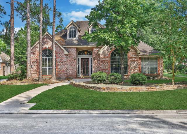 Property at 2 Rolling Stone Pl, The Woodlands, TX 77381, 3 beds, 2 baths