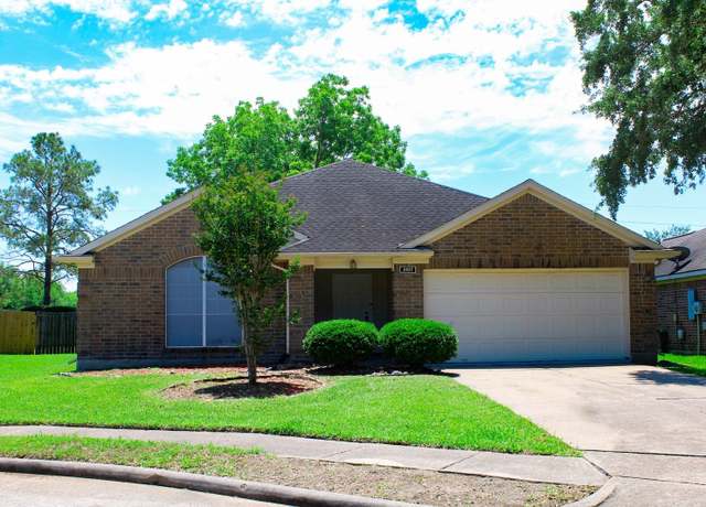 Property at 3107 Pheasant Trail Dr, Sugar Land, TX 77498, 4 beds, 2 baths