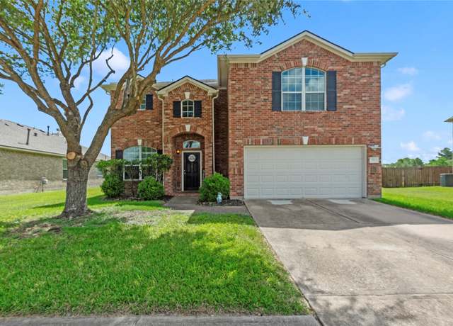 Property at 3513 Cypress Village Dr, Pearland, TX 77584, 5 beds, 3 baths