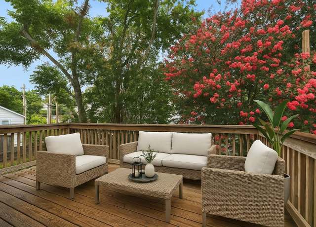Property at 6504 Pickens St, Houston, TX 77007, 3 beds, 3.5 baths