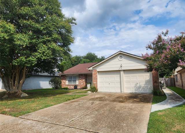 Property at 3826 Gamlin Bend Dr, Houston, TX 77082, 5 beds, 2 baths