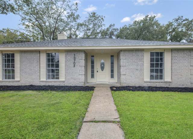Property at 13703 Cologne Dr, Houston, TX 77065, 3 beds, 2 baths