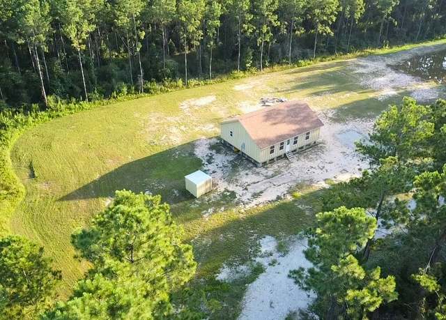 Property at 769 Tullos Loop, Livingston, TX 77351, 2 beds, 2 baths
