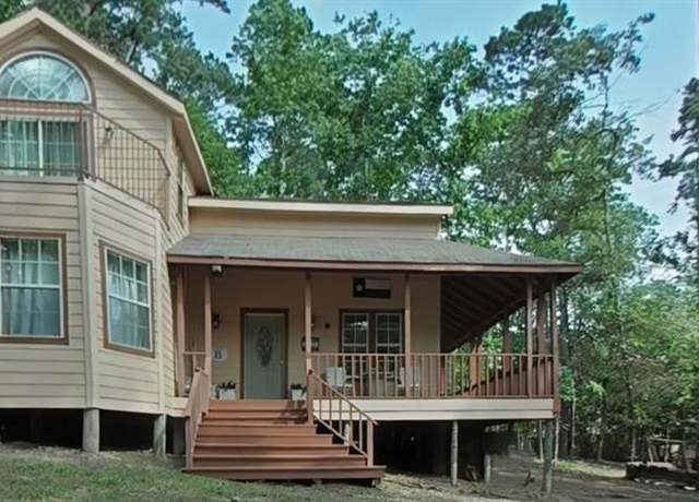 Property at 40 Dartmoor Ct, Coldspring, TX 77331, 4 beds, 2.5 baths