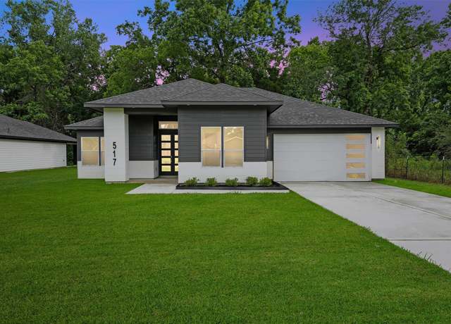 Property at 517 Lovers Ln, Dayton, TX 77535, 3 beds, 2 baths