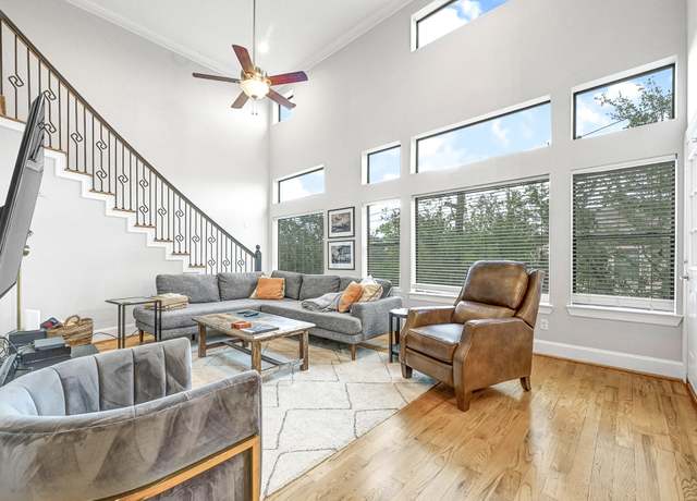 Property at 4402 Lillian St #8, Houston, TX 77007, 2 beds, 2.5 baths