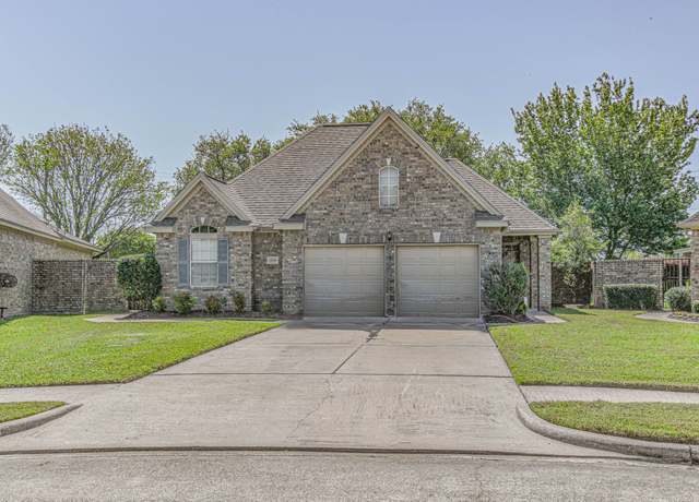 Property at 4518 Somerset Ct, Pasadena, TX 77504, 2 beds, 3 baths