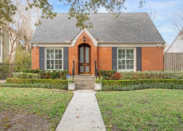 Property at 4006 University Blvd, West University Place, TX 77005, 2 beds, 2 baths