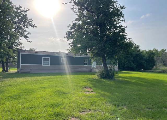 Property at 103 Sunset Ln, Somerville, TX 77879, 3 beds, 2 baths