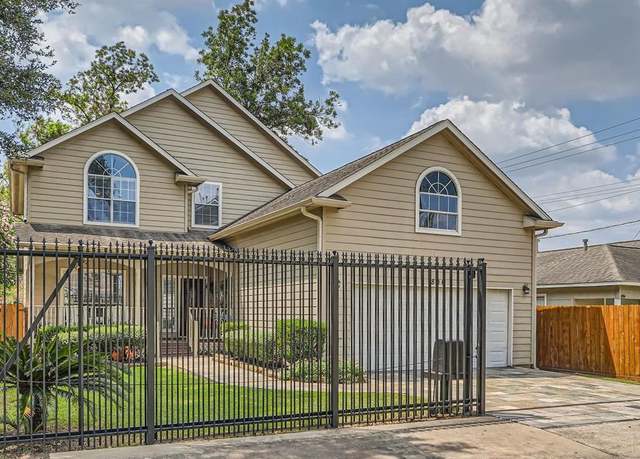 Property at 806 E 29th St, Houston, TX 77009, 3 beds, 2.5 baths