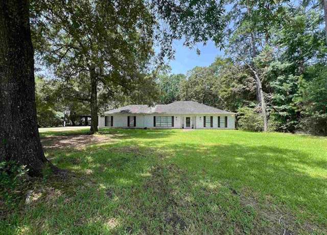 Property at 425 Lawrence Ln, Vidor, TX 77662, 4 beds, 2 baths