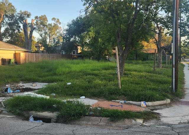 Property at 5802 Westover St, Houston, TX 77033