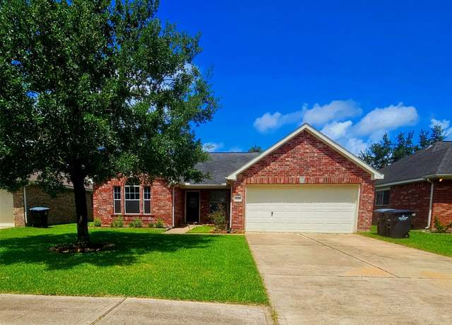Property at 5355 Morgan Oak Dr, Alvin, TX 77511, 3 beds, 2 baths