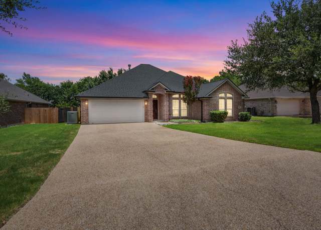 Property at 2047 Ravenstone Loop, College Station, TX 77845, 3 beds, 2 baths