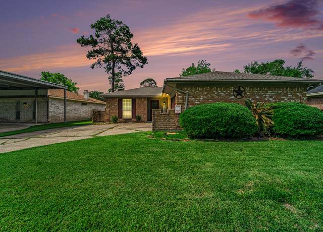 Property at 3608 Canterbury Dr, Baytown, TX 77521, 4 beds, 2 baths