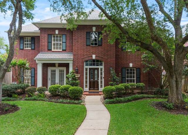 Property at 3403 Stoney Mist Dr, Sugar Land, TX 77479, 4 beds, 3.5 baths