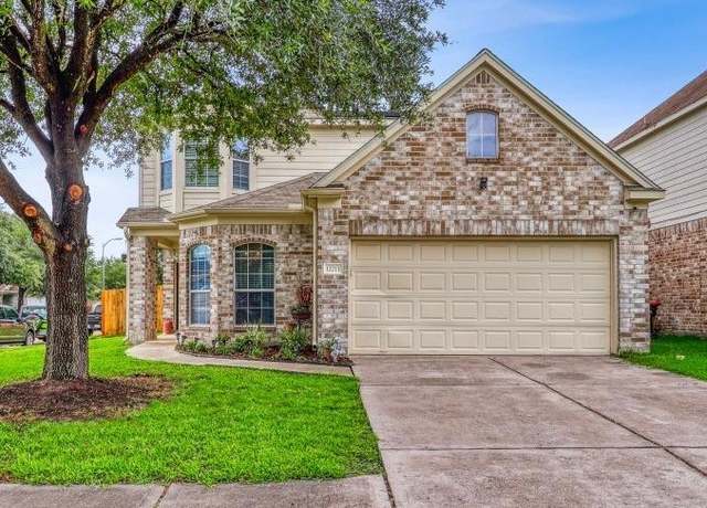 Property at 12223 Hawthorne Hill Cir, Humble, TX 77346, 4 beds, 2.5 baths