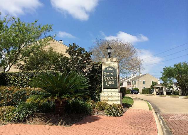Property at 2910 Grants Lake Blvd #1603, Sugar Land, TX 77479, 2 beds, 1.5 baths